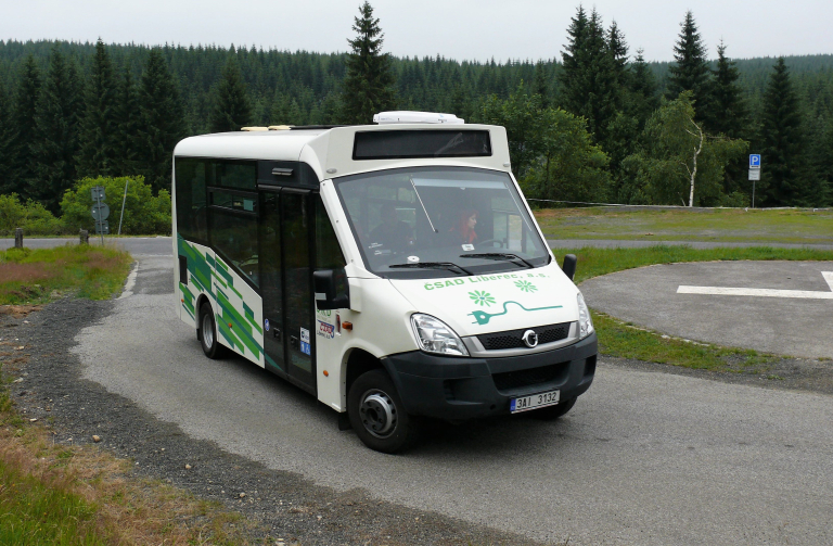 2019-07 Smědava - elektrobus - 2